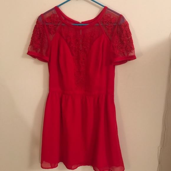 KIMICHI BLUE // VINTAGE RED LACE DRESS - Picture 3 of 8